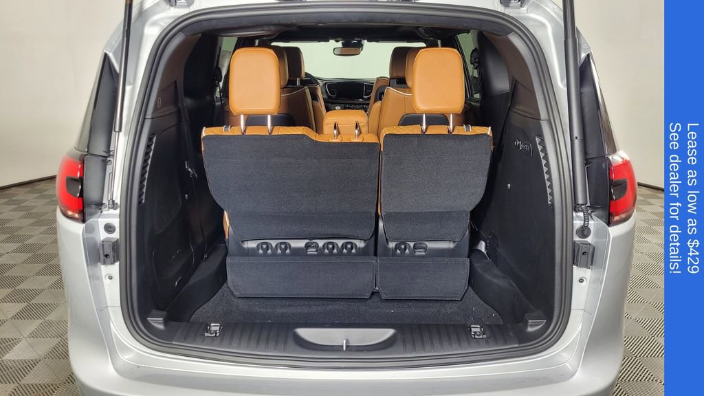 New 2026 Chrysler Pacifica Pinnacle image 10