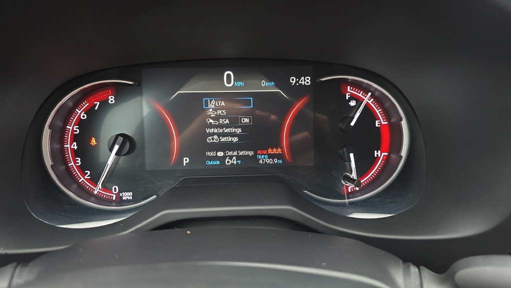 Used 2025 Toyota RAV4 LE FWD image 17
