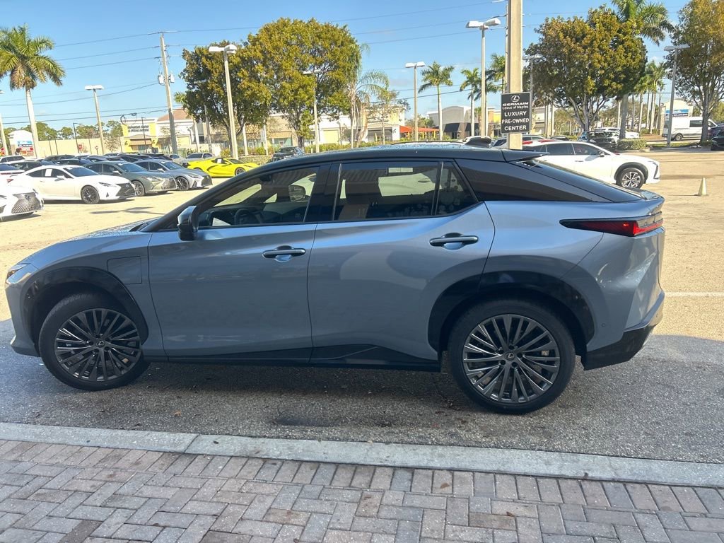 Certified 2023 Lexus RZ 450e Premium w/ Accessory Package (Z1) image 6
