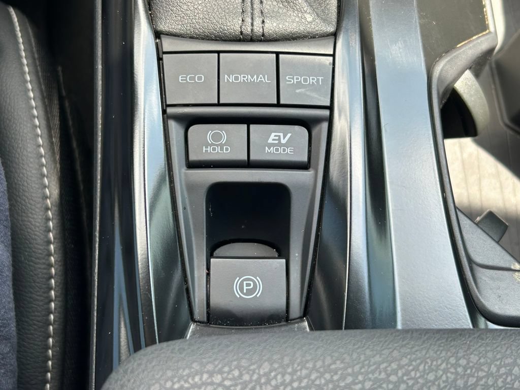 Used 2026 Toyota Camry SE w/ Convenience Package FWD image 26
