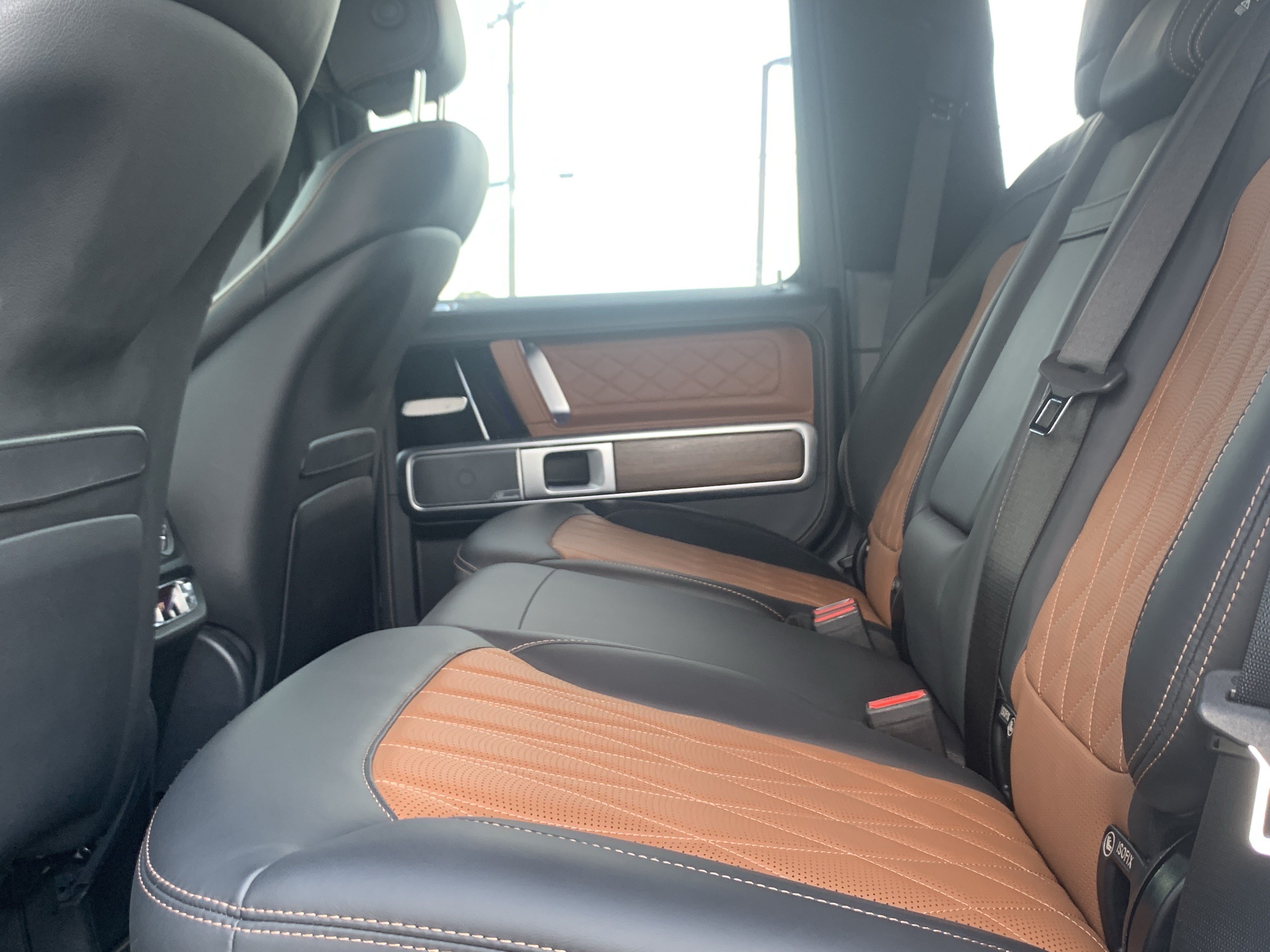 Used 2022 Mercedes-Benz G 550 image 32