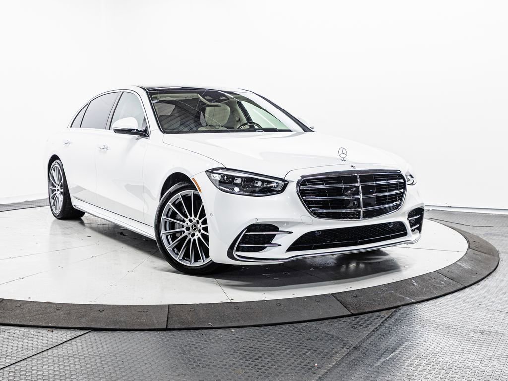 Used 2025 Mercedes-Benz S 580e 4MATIC Sedan video 1