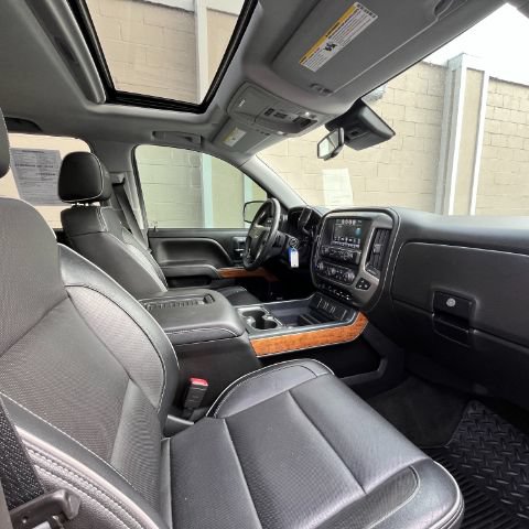 Used 2018 Chevrolet Silverado 1500 High Country AWD/4WD image 11