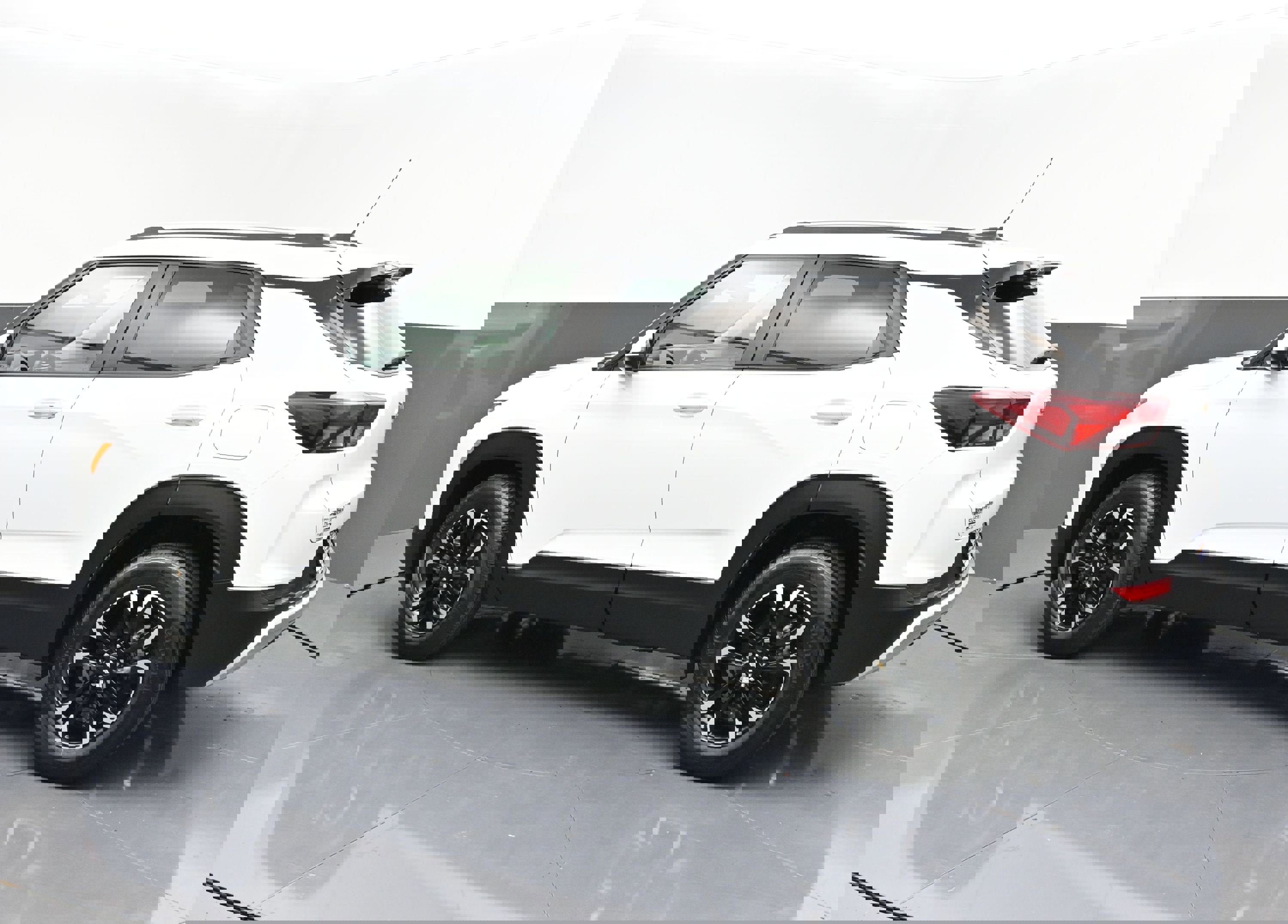 Used 2023 Chevrolet TrailBlazer LT image 4