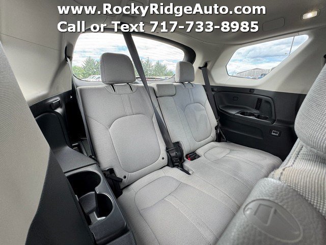 Used 2023 Honda Pilot LX image 14
