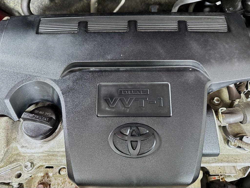 Used 2013 Toyota RAV4 XLE image 25