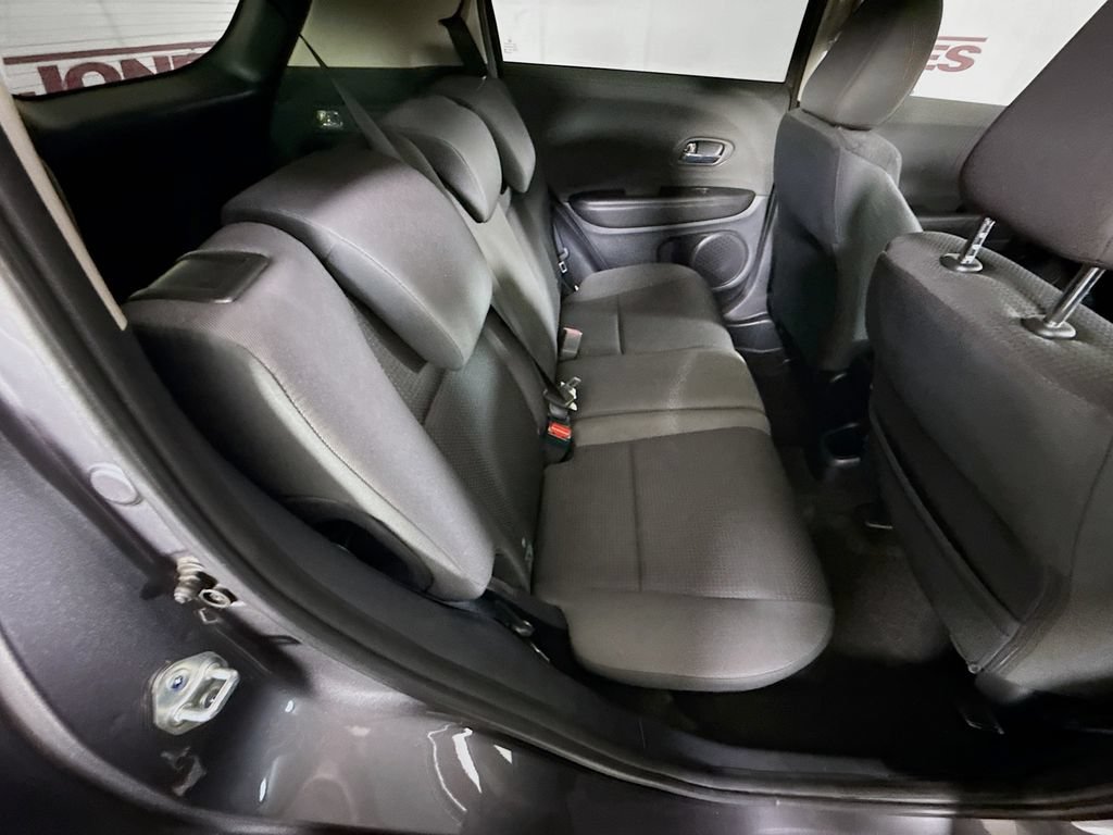 Used 2022 Honda HR-V LX image 27