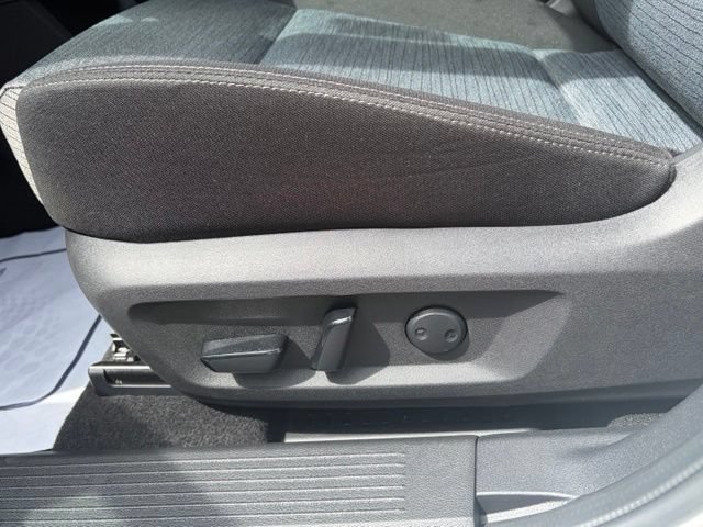 Used 2023 Nissan Rogue SV AWD/4WD image 15