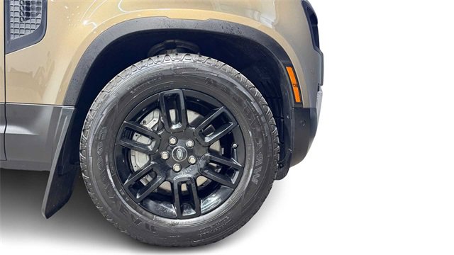 Used 2020 Land Rover Defender 110 SE image 8