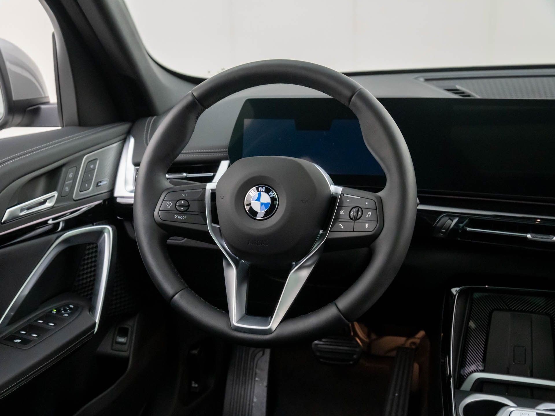 New 2026 BMW X1 xDrive28i w/ Convenience Package AWD/4WD image 11