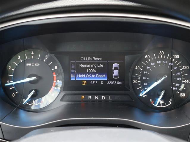 Used 2017 Ford Fusion SE FWD image 14