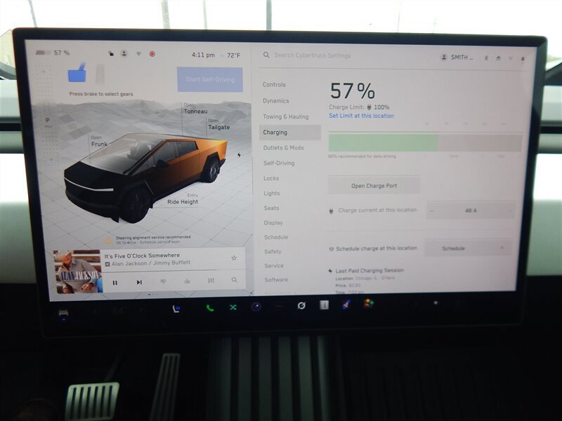 Used 2024 Tesla Cybertruck AWD Crew Cab image 33