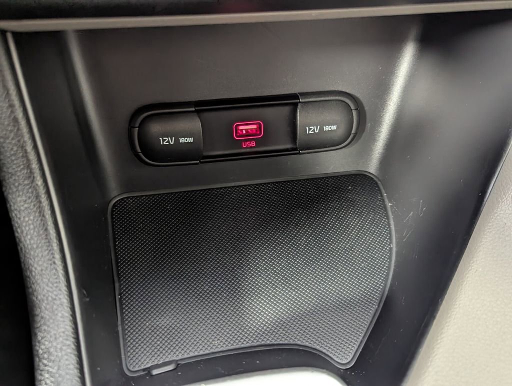 Used 2022 Kia Sportage LX image 21