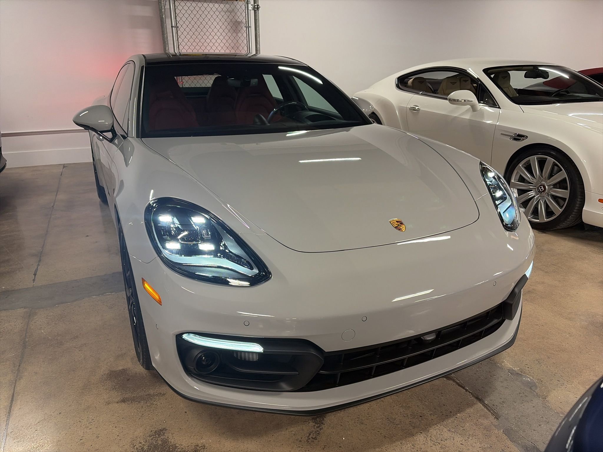 Used 2023 Porsche Panamera Platinum Edition image 1