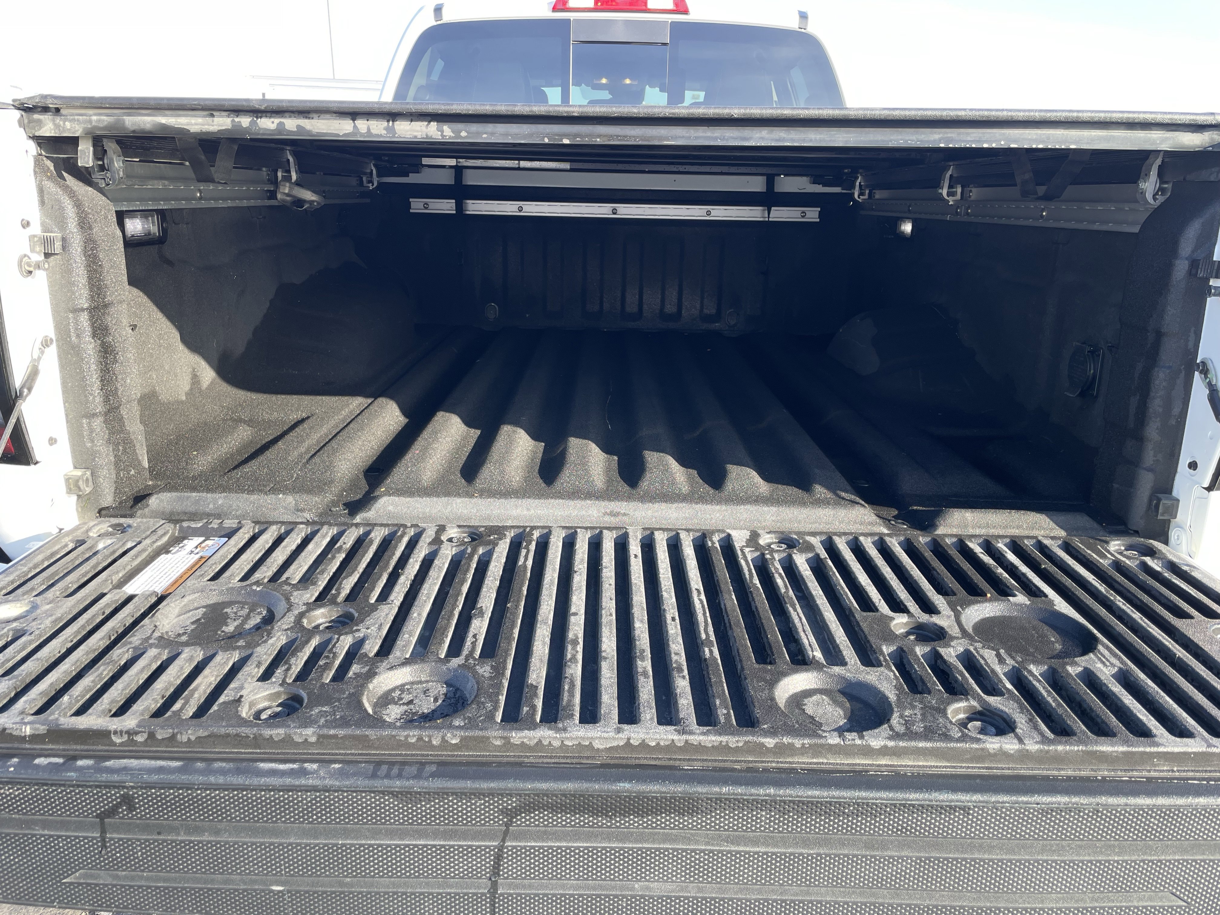 Used 2023 Nissan Frontier SV w/ Technology Package image 10