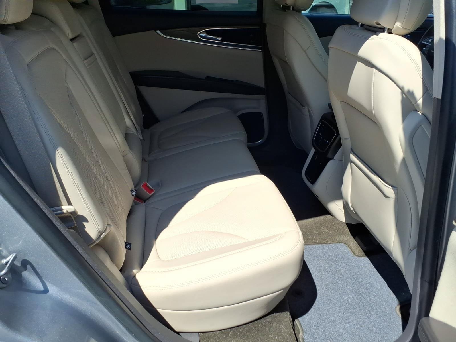 Certified 2020 Lincoln Nautilus Reserve AWD/4WD image 29