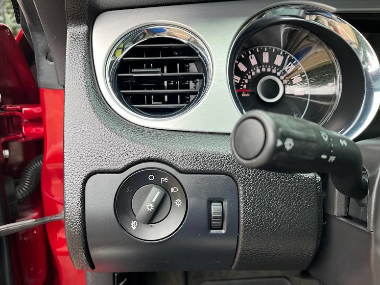 Used 2014 Ford Mustang GT Premium RWD image 10