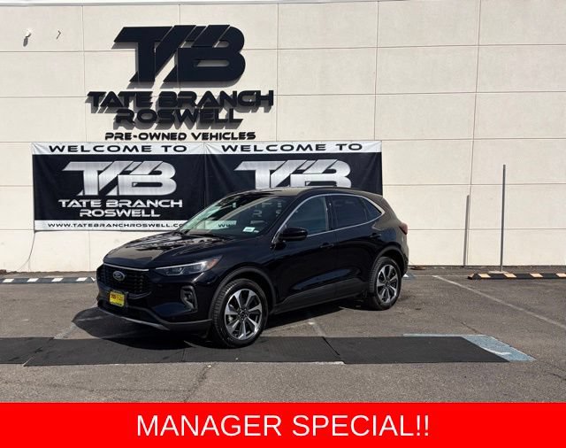 Used 2024 Ford Escape Platinum AWD/4WD image 1