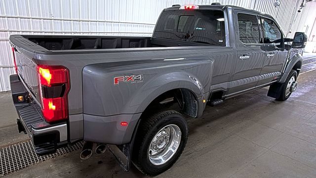 Used 2025 Ford F450 Lariat w/ Lariat Ultimate Package AWD/4WD image 4