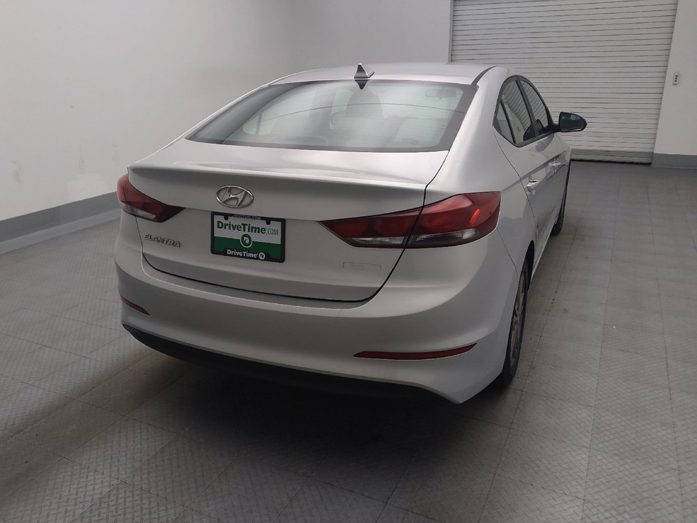 Used 2017 Hyundai Elantra SE w/ SE A/T Tech Package 03 FWD image 7