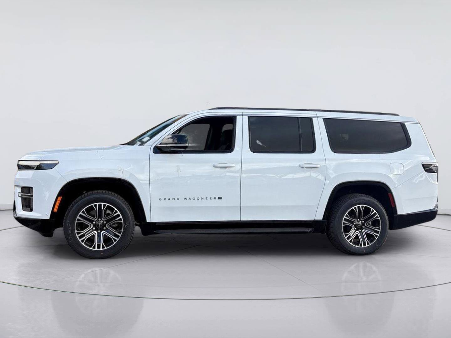 New 2026 Jeep Grand Wagoneer L 4WD image 1