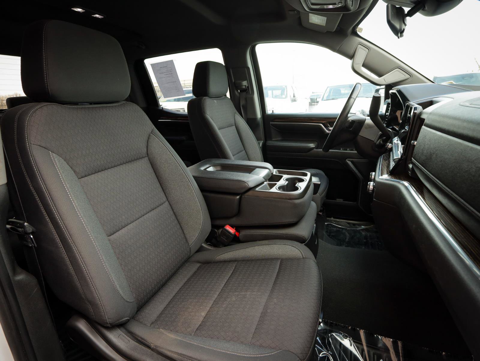 Used 2023 GMC Sierra 1500 Elevation image 23