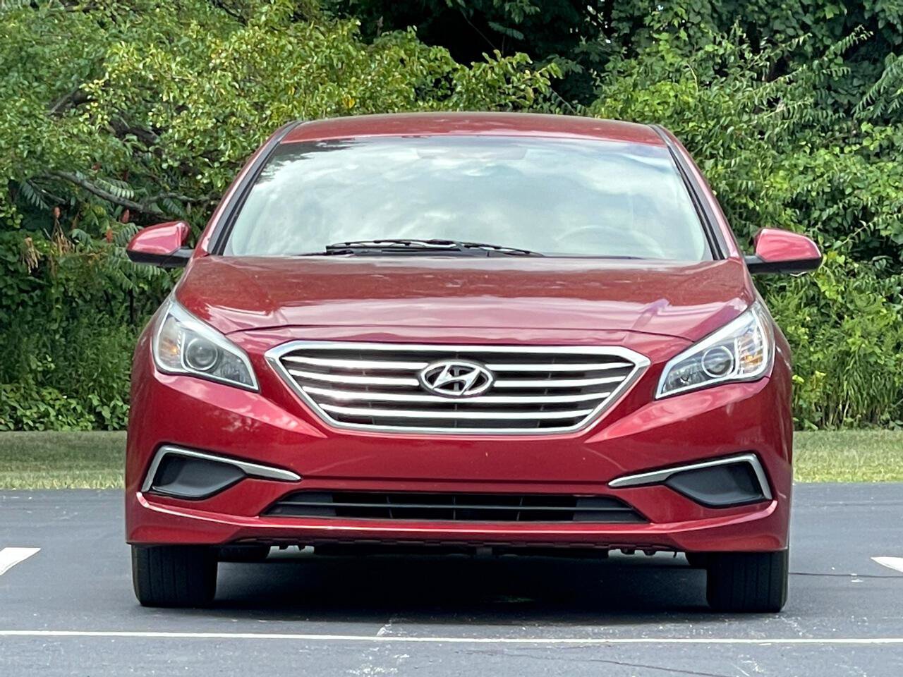 Used 2016 Hyundai Sonata SE FWD image 11