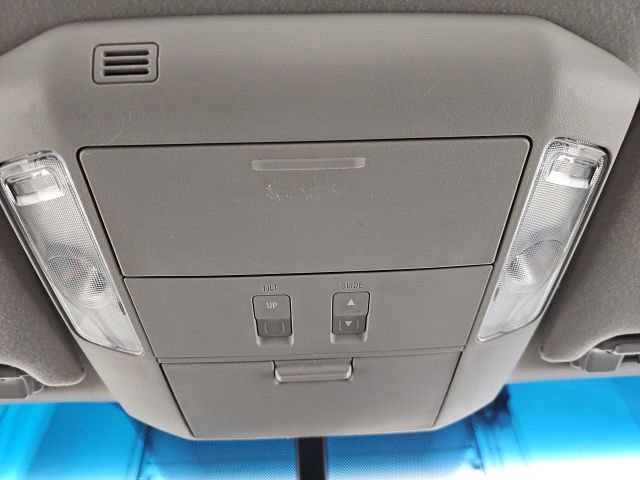 Used 2017 Toyota Sequoia Platinum AWD/4WD image 26