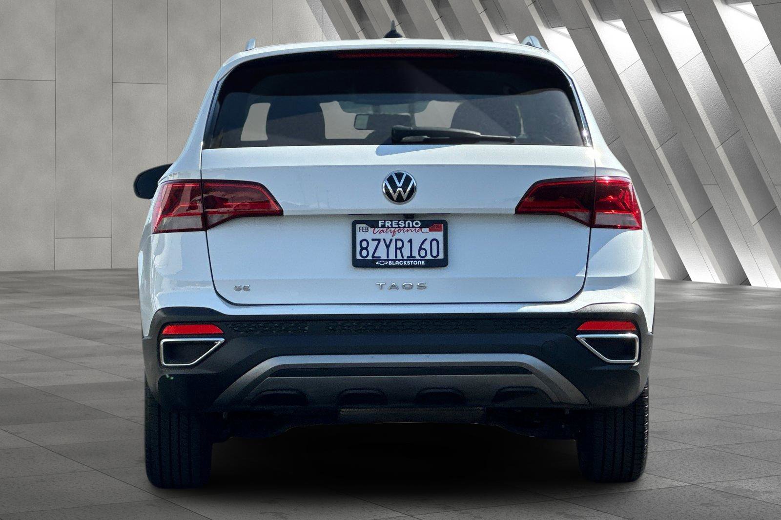 Used 2022 Volkswagen Taos SE image 5