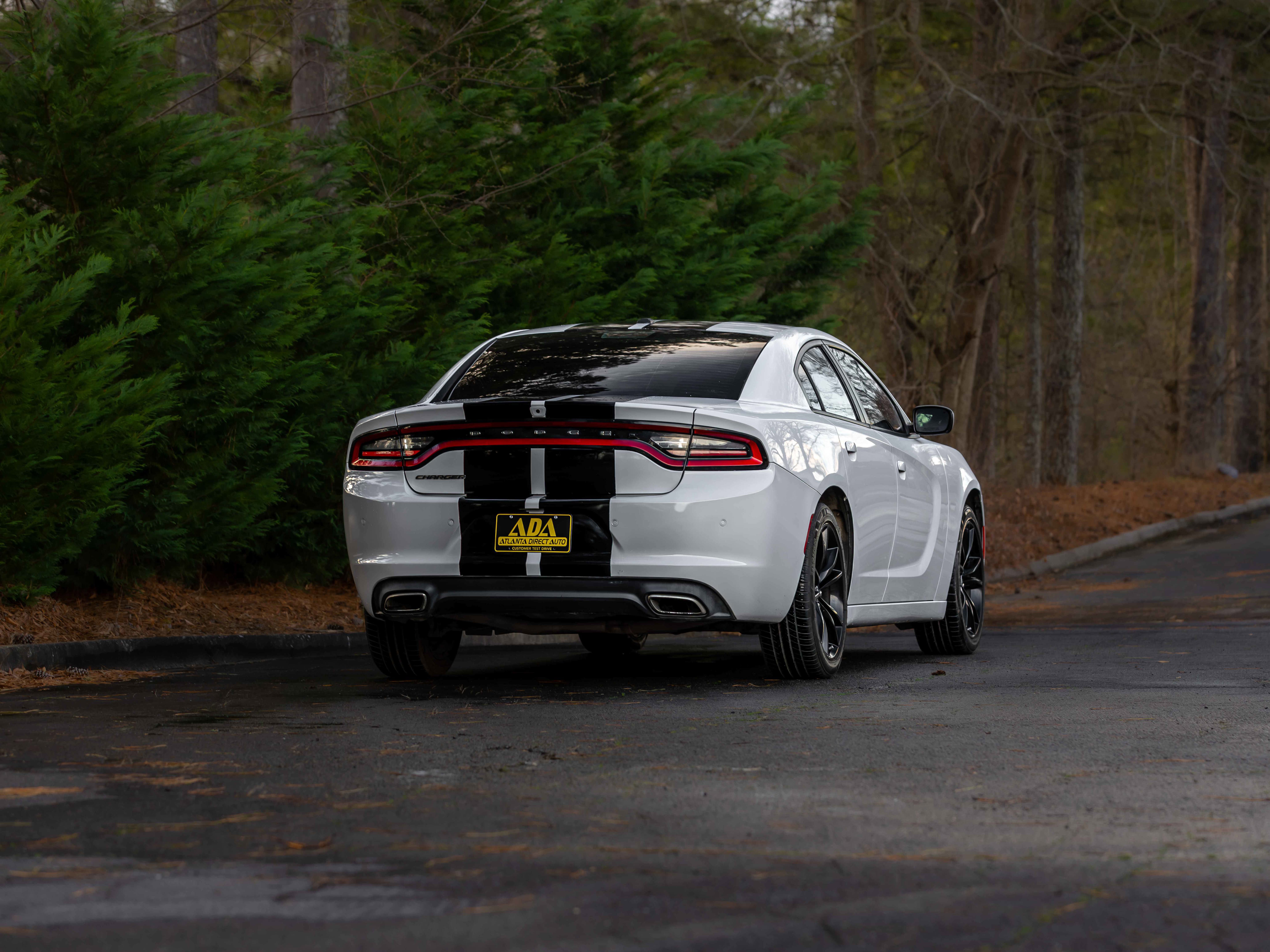 Used 2019 Dodge Charger SXT w/ Leather Interior Group image 46