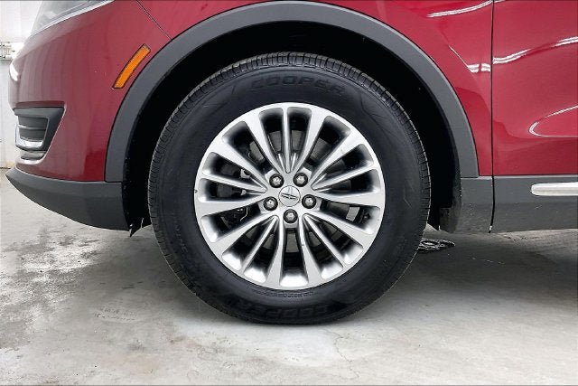Used 2016 Lincoln MKX Select w/ Select Plus Package AWD/4WD image 10