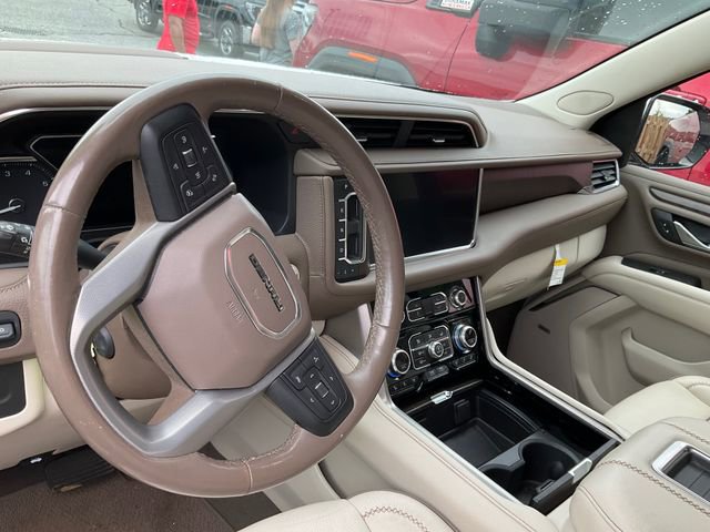 Used 2021 GMC Yukon XL Denali AWD/4WD image 10