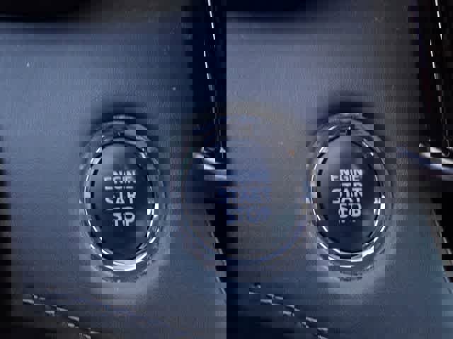 Used 2023 Toyota Highlander L image 24