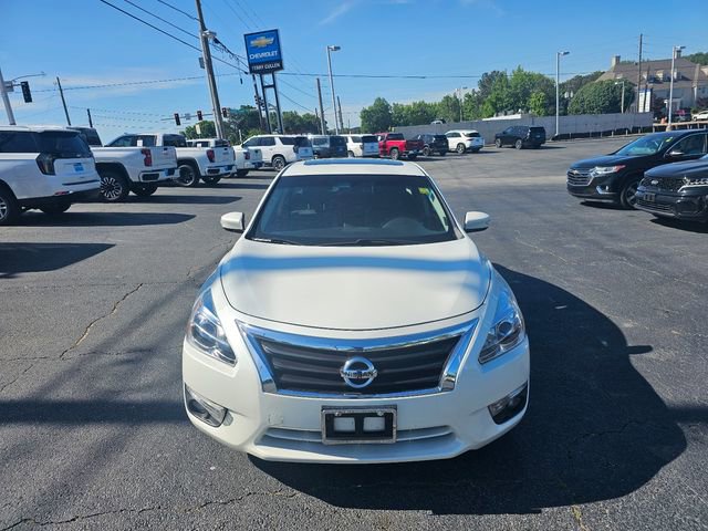 Used 2014 Nissan Altima 2.5 SL w/ Technology Package FWD image 3