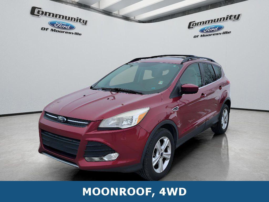 Used 2016 Ford Escape SE w/ Equipment Group 201A image 1