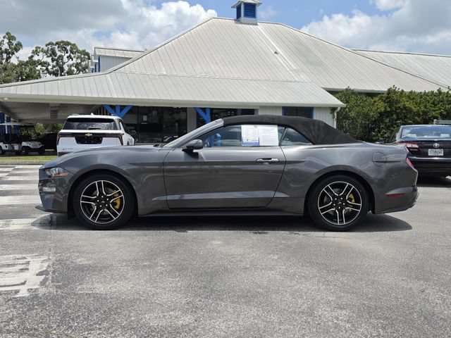 Used 2020 Ford Mustang Premium RWD image 3