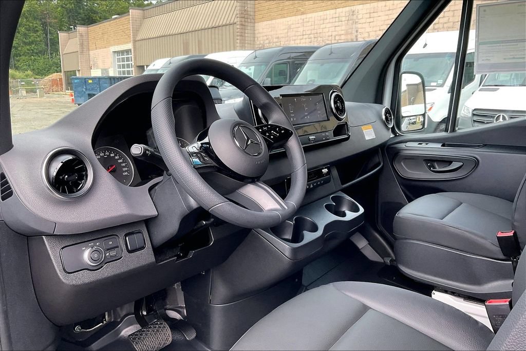 New 2026 Mercedes-Benz Sprinter 2500 image 5