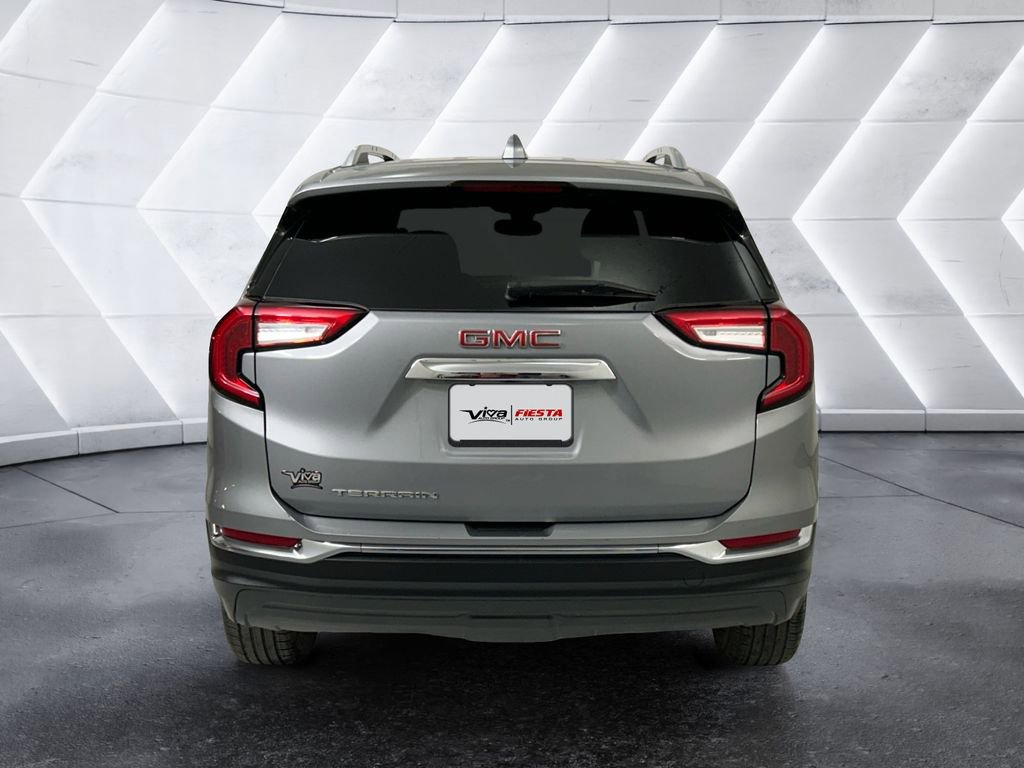 Used 2024 GMC Terrain SLT image 5