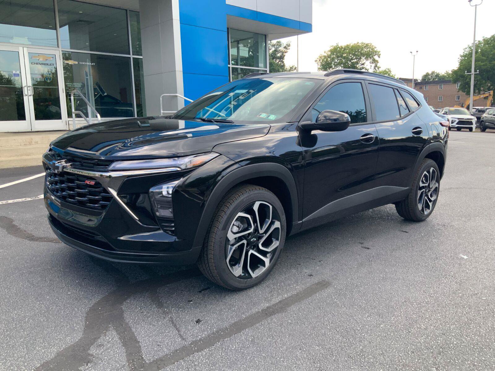 New 2026 Chevrolet Trax RS w/ Driver Confidence Package FWD image 3