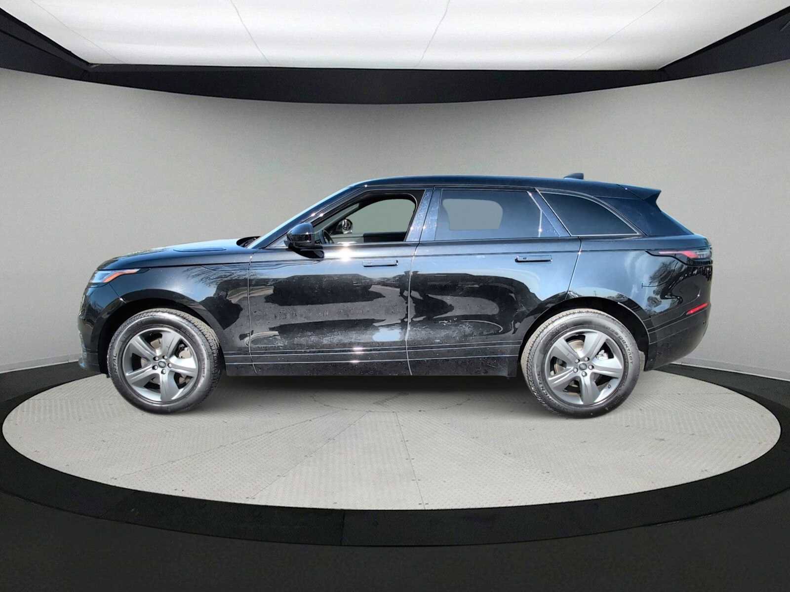 Used 2025 Land Rover Range Rover Velar Dynamic SE AWD/4WD image 5