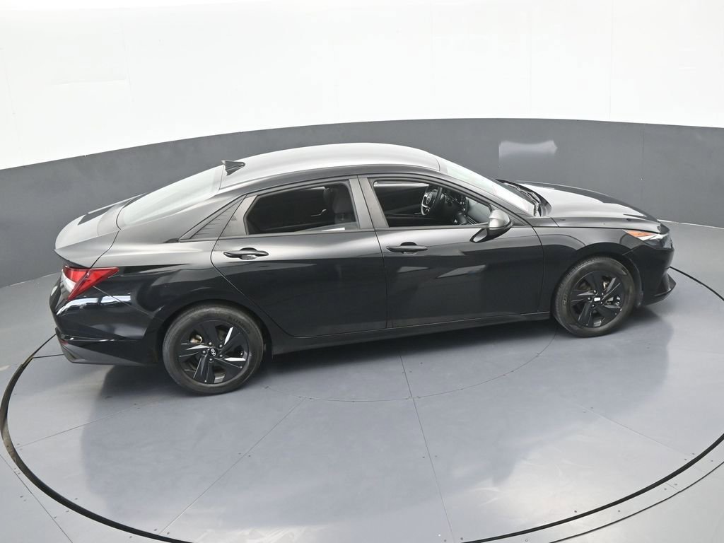 Used 2023 Hyundai Elantra SEL image 52