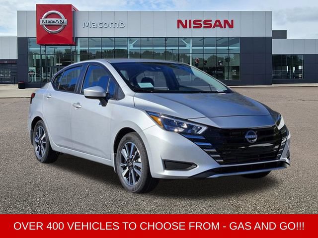 New 2025 Nissan Versa SV w/ Trunk Package