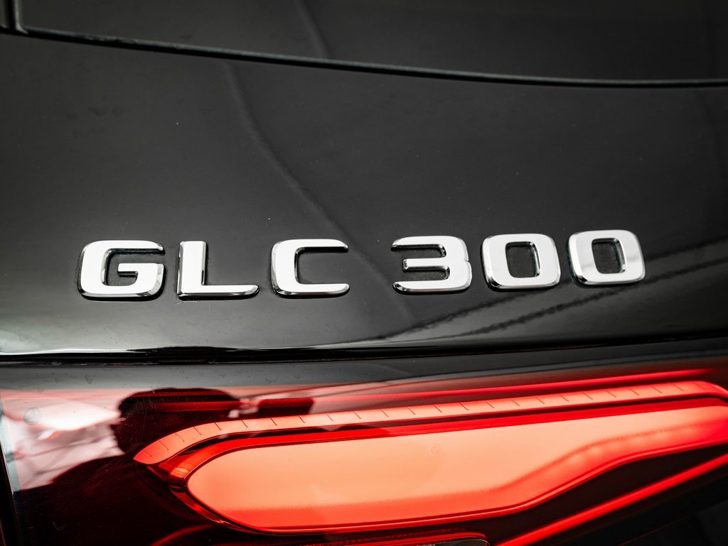 Certified 2025 Mercedes-Benz GLC 300 GLC 300 image 19