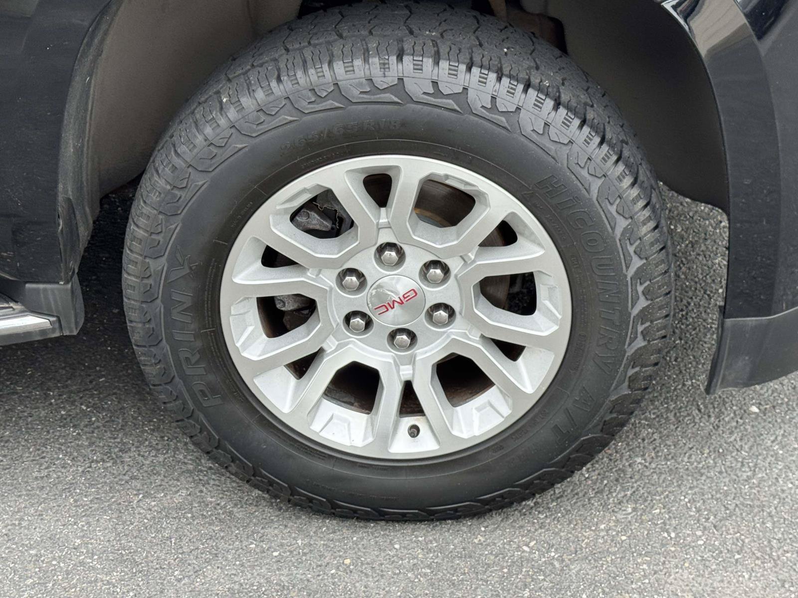 Used 2019 GMC Yukon SLE AWD/4WD image 6