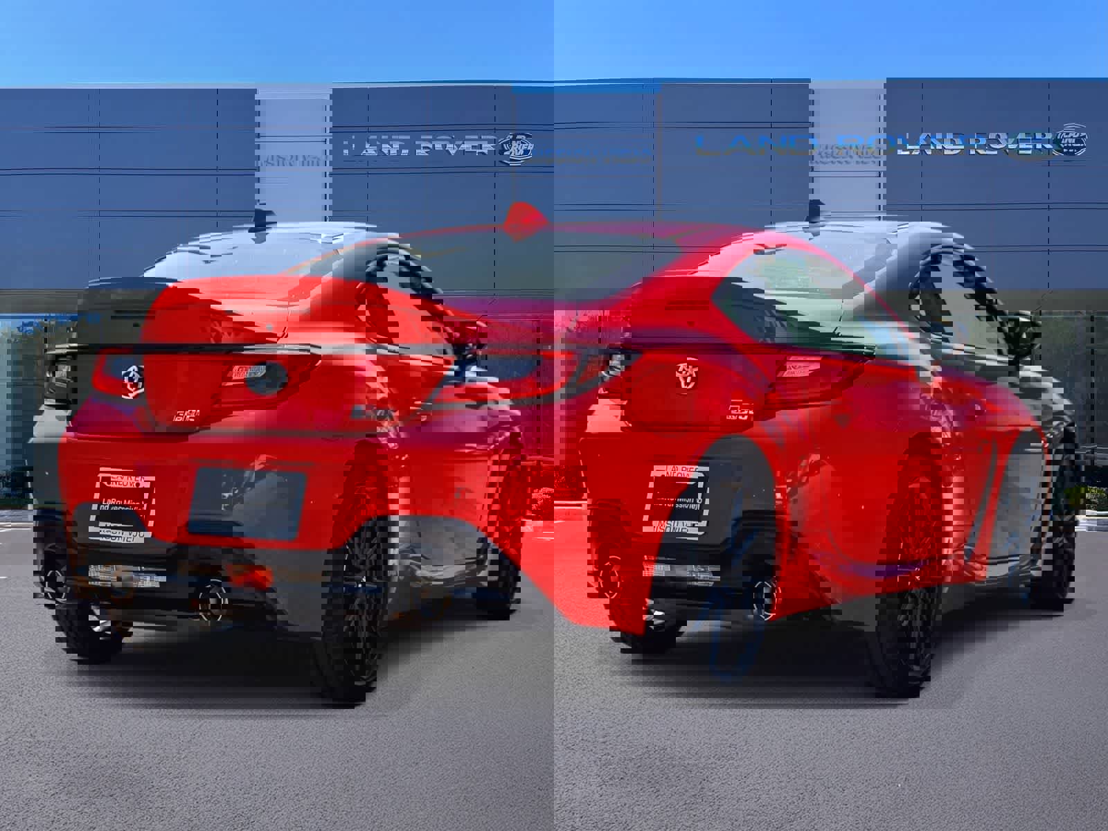 Used 2023 Toyota GR86 Premium w/ ALL Weather Mat Package (TMS) image 4