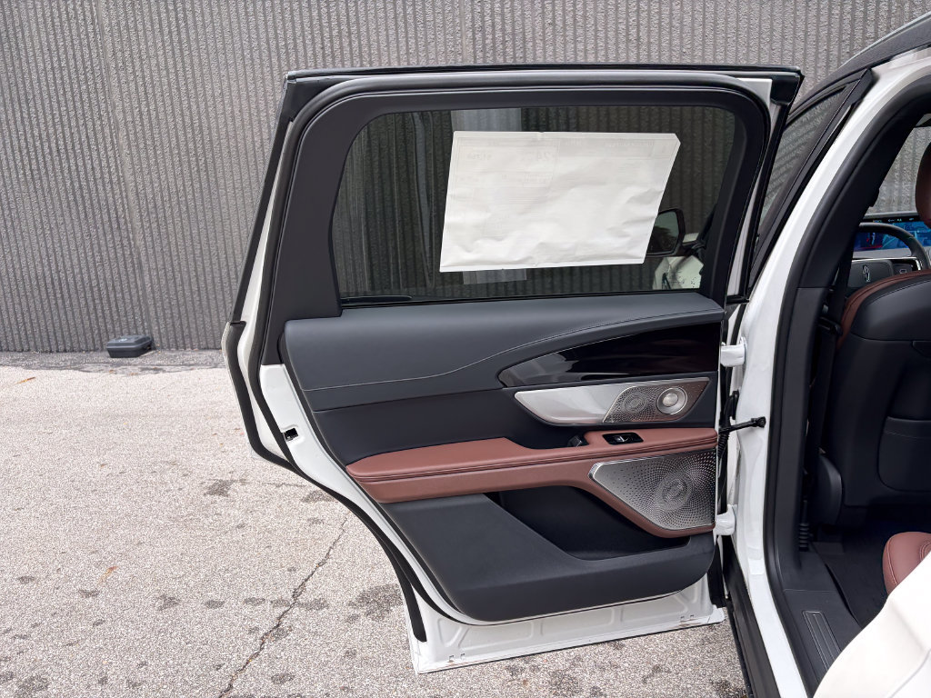 New 2026 Lincoln Nautilus Reserve AWD/4WD image 22