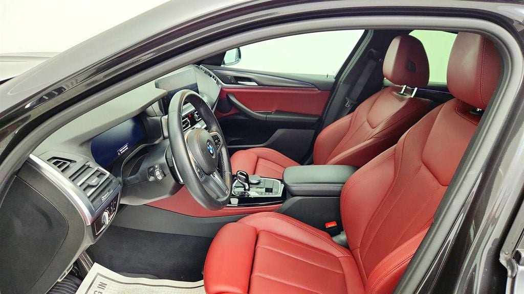 Used 2024 BMW X4 xDrive30i w/ Premium Package AWD/4WD image 21