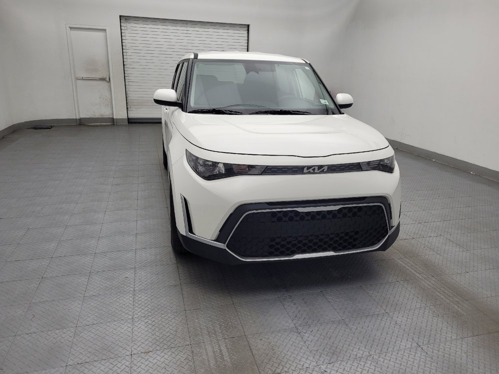 Used 2025 Kia Soul LX image 14