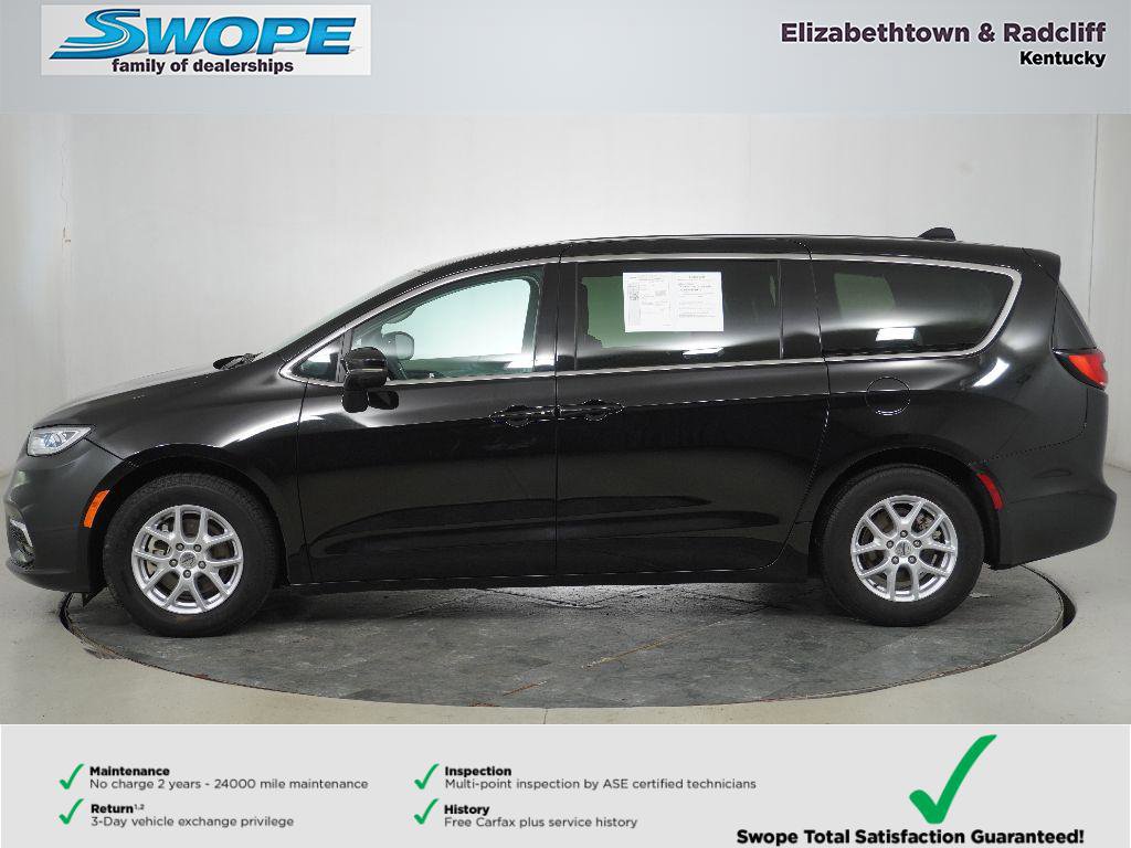 Certified 2024 Chrysler Pacifica Touring-L image 6