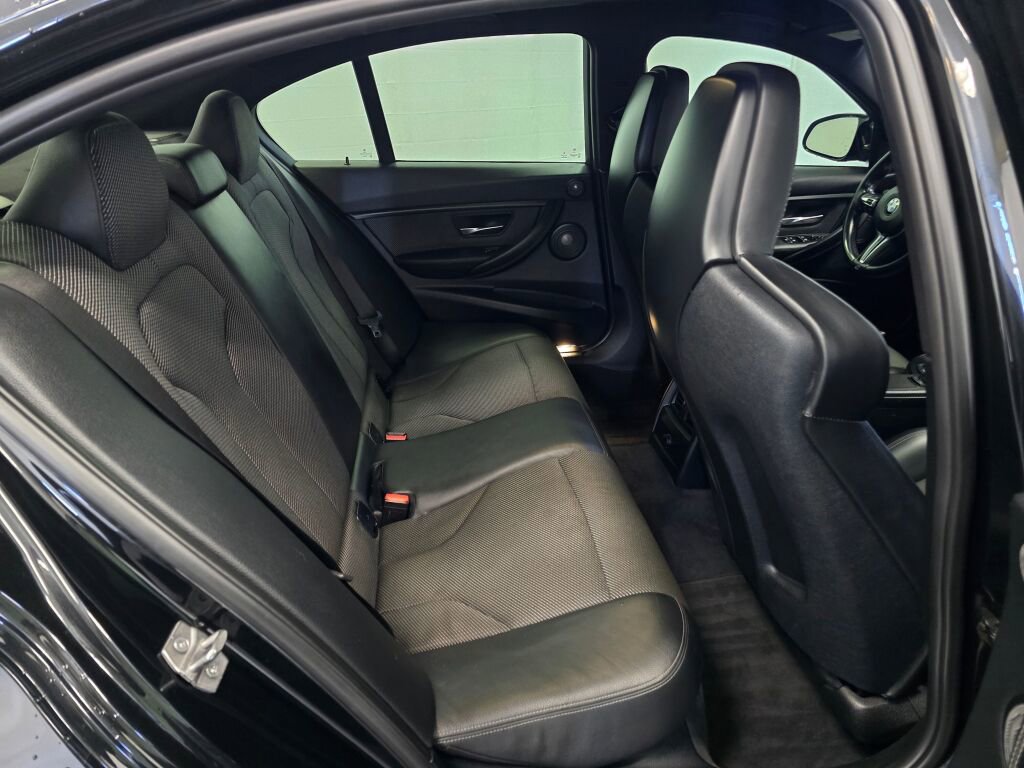 Used 2017 BMW M3 image 21